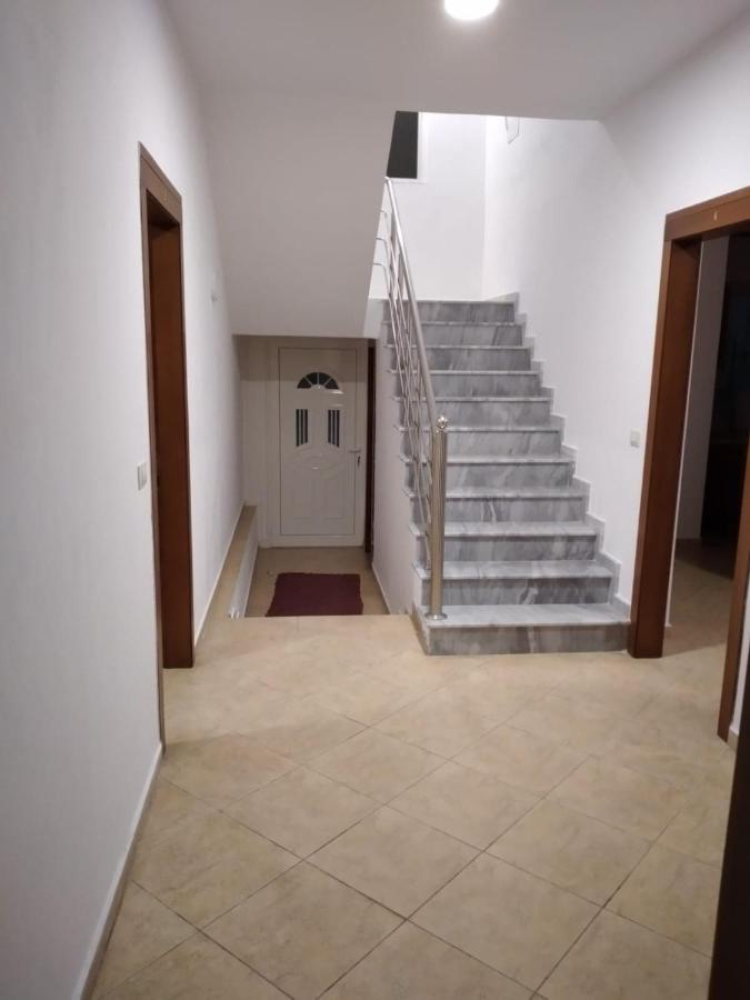 Araniti Apartment Velipojë Eksteriør billede