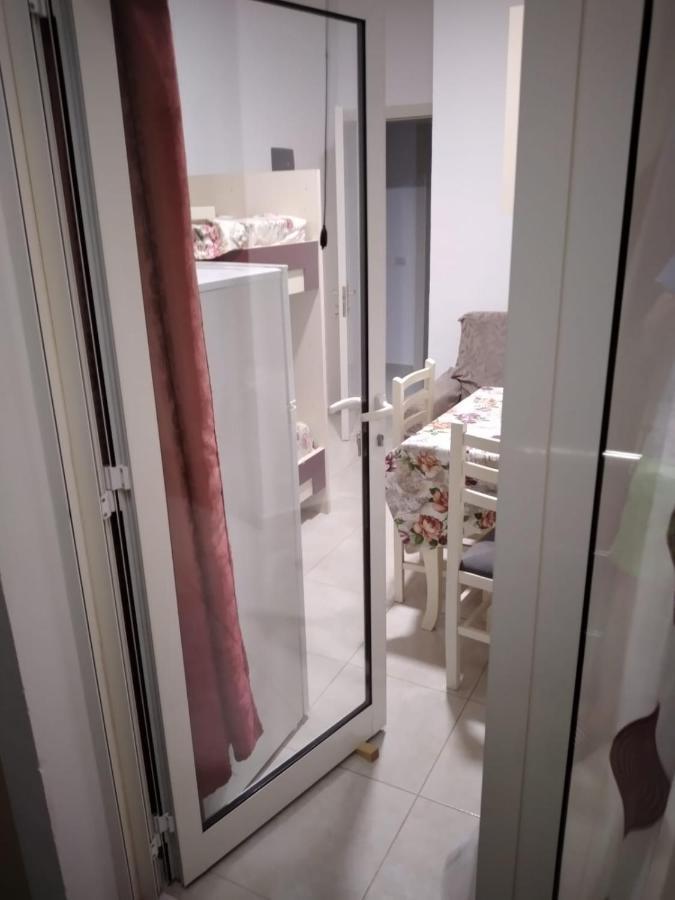 Araniti Apartment Velipojë Eksteriør billede
