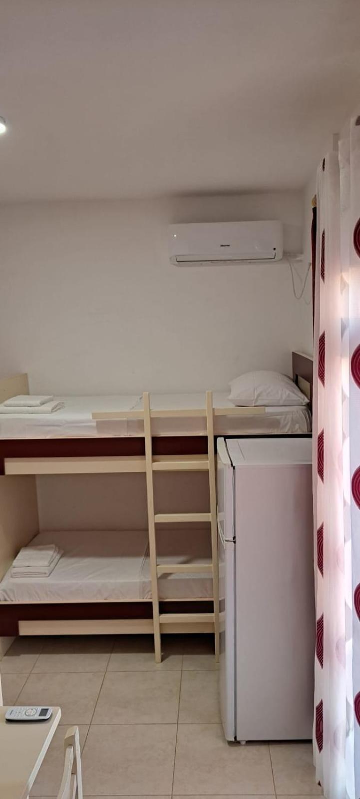 Araniti Apartment Velipojë Eksteriør billede